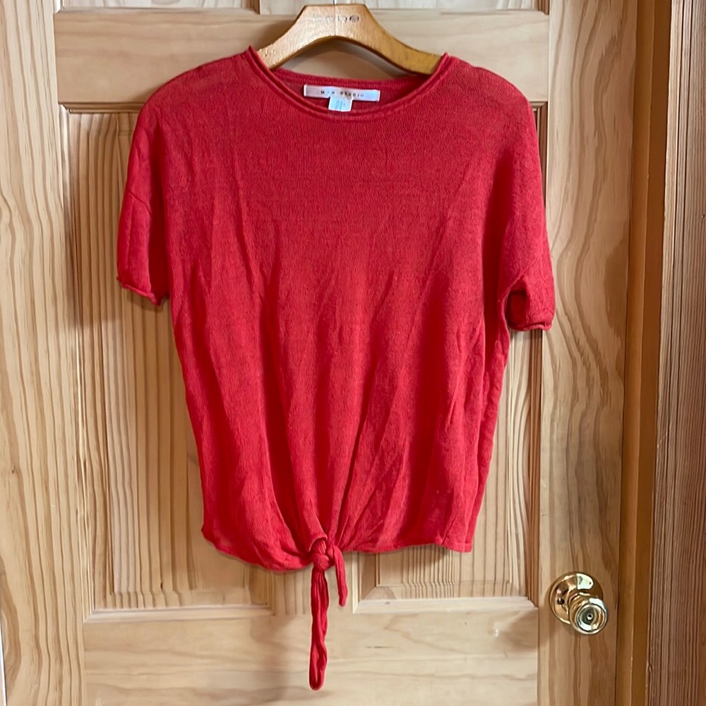 Max Studio knot shirt. Great for the summer.#maxstudio #shirt #red#tshirt